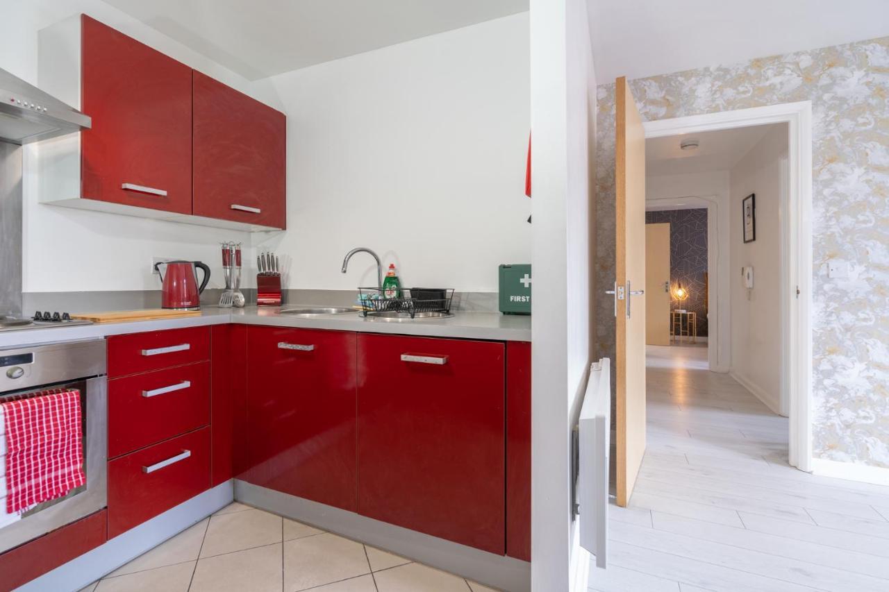 Maevela Apartments - Ultra Lavish Luxury 2 Bed Apartment City Centre - With Balcony - Free Secure Parking - Ps4 & Smart Tv'S Birmingham Eksteriør bilde