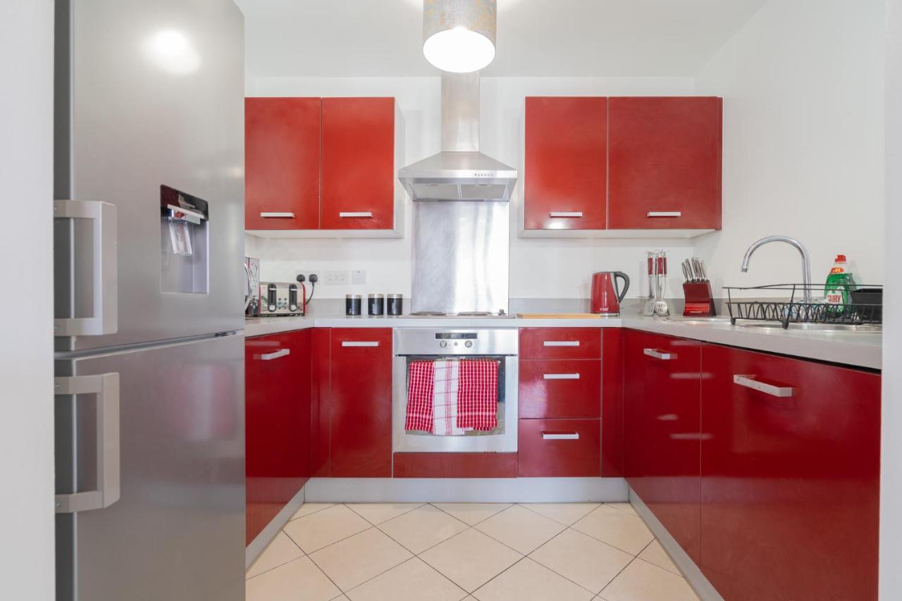 Maevela Apartments - Ultra Lavish Luxury 2 Bed Apartment City Centre - With Balcony - Free Secure Parking - Ps4 & Smart Tv'S Birmingham Eksteriør bilde