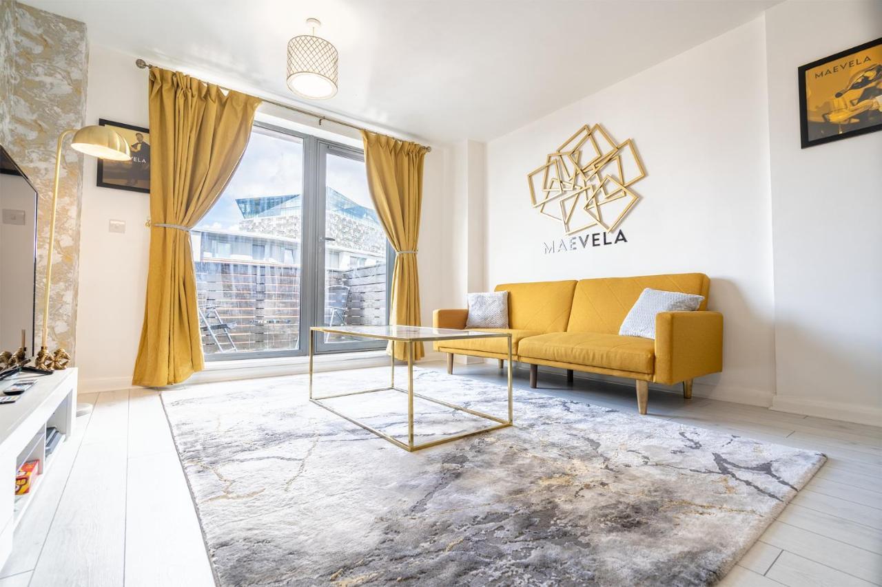Maevela Apartments - Ultra Lavish Luxury 2 Bed Apartment City Centre - With Balcony - Free Secure Parking - Ps4 & Smart Tv'S Birmingham Eksteriør bilde